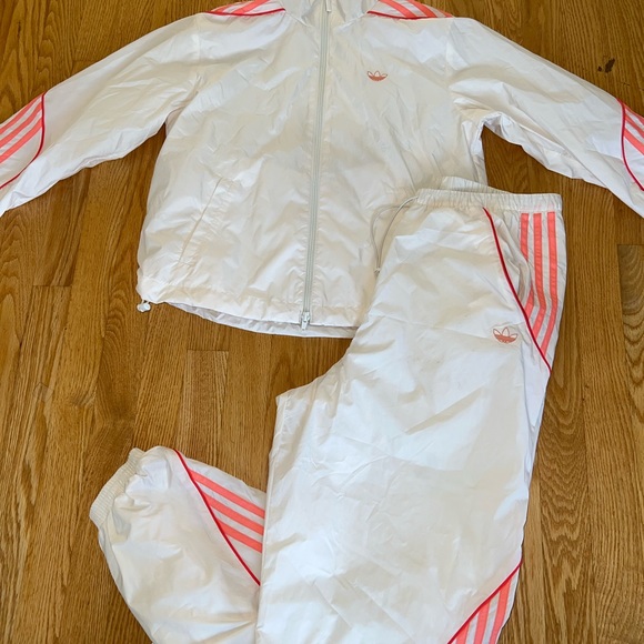 Adidas sweatsuit vintage windbreaker material thermal worn once - Picture 2 of 5
